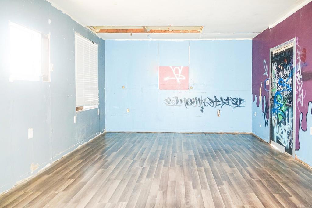 531 Lee Road Imperial, CA 92251 - Photo 16 of 18 a view of an entryway with wooden floor
