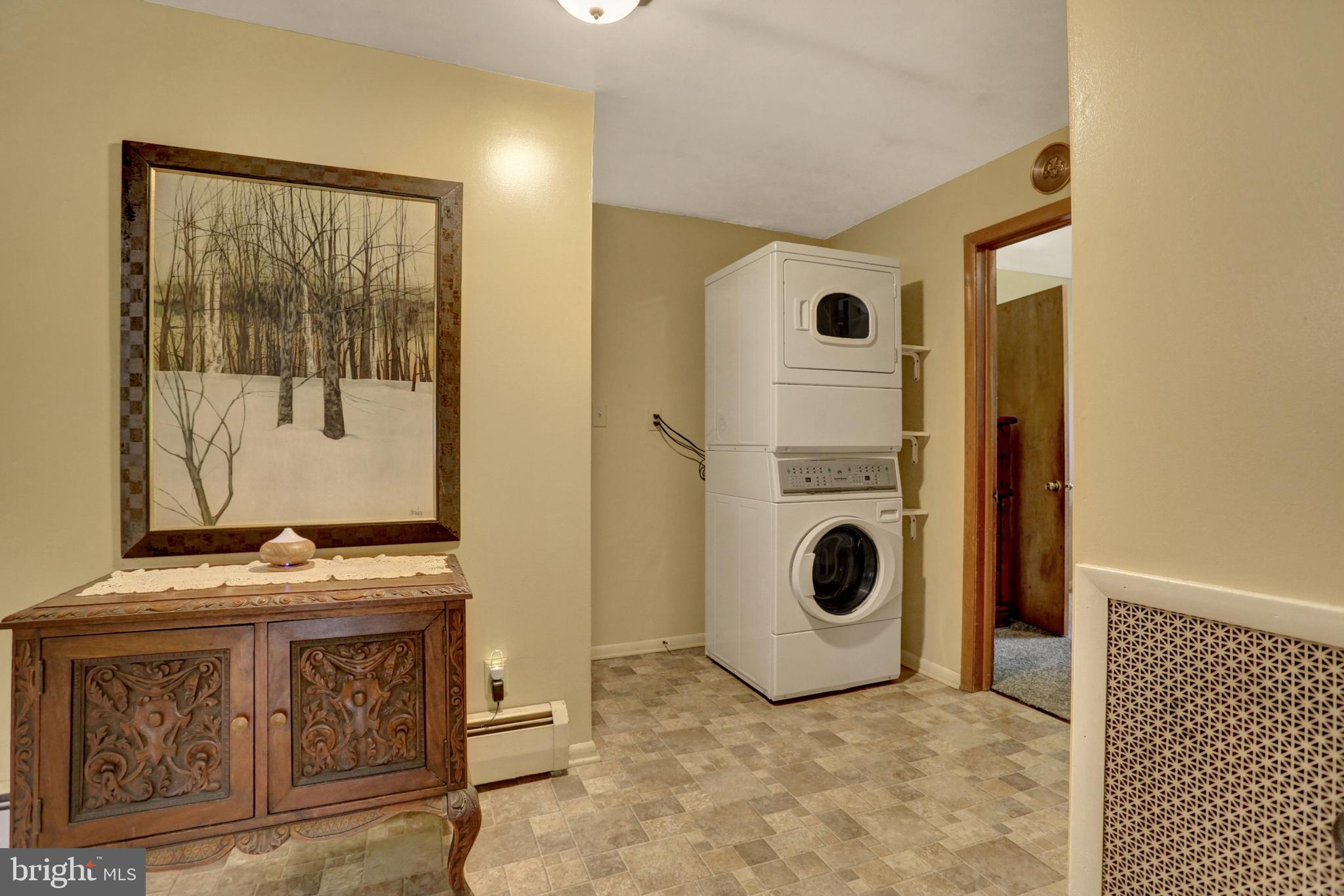 1452 Snyder Corner Road Red Lion, PA 17356 - Photo 11 of 27 Gallery Image 11