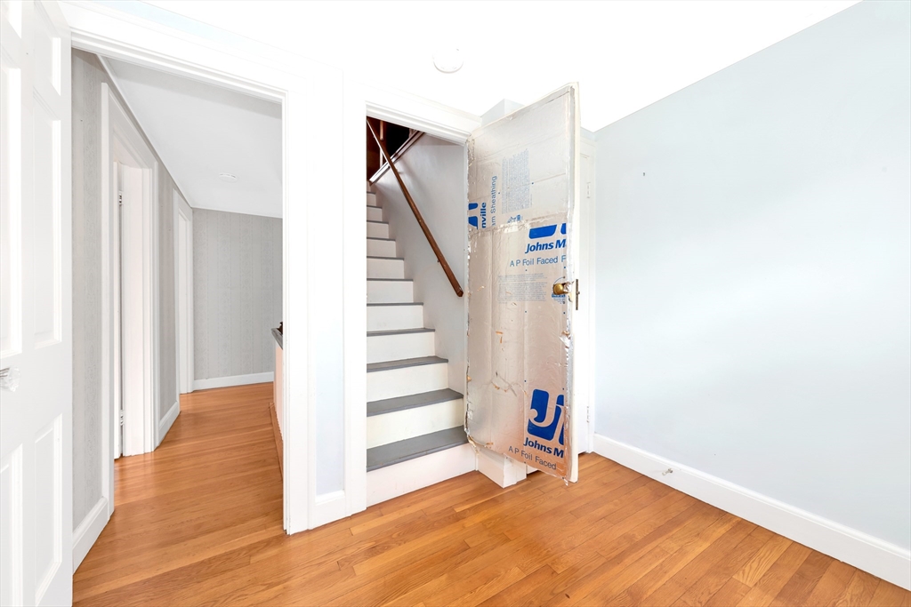 377 Park Avenue Arlington, MA 02476 - Photo 29 of 39