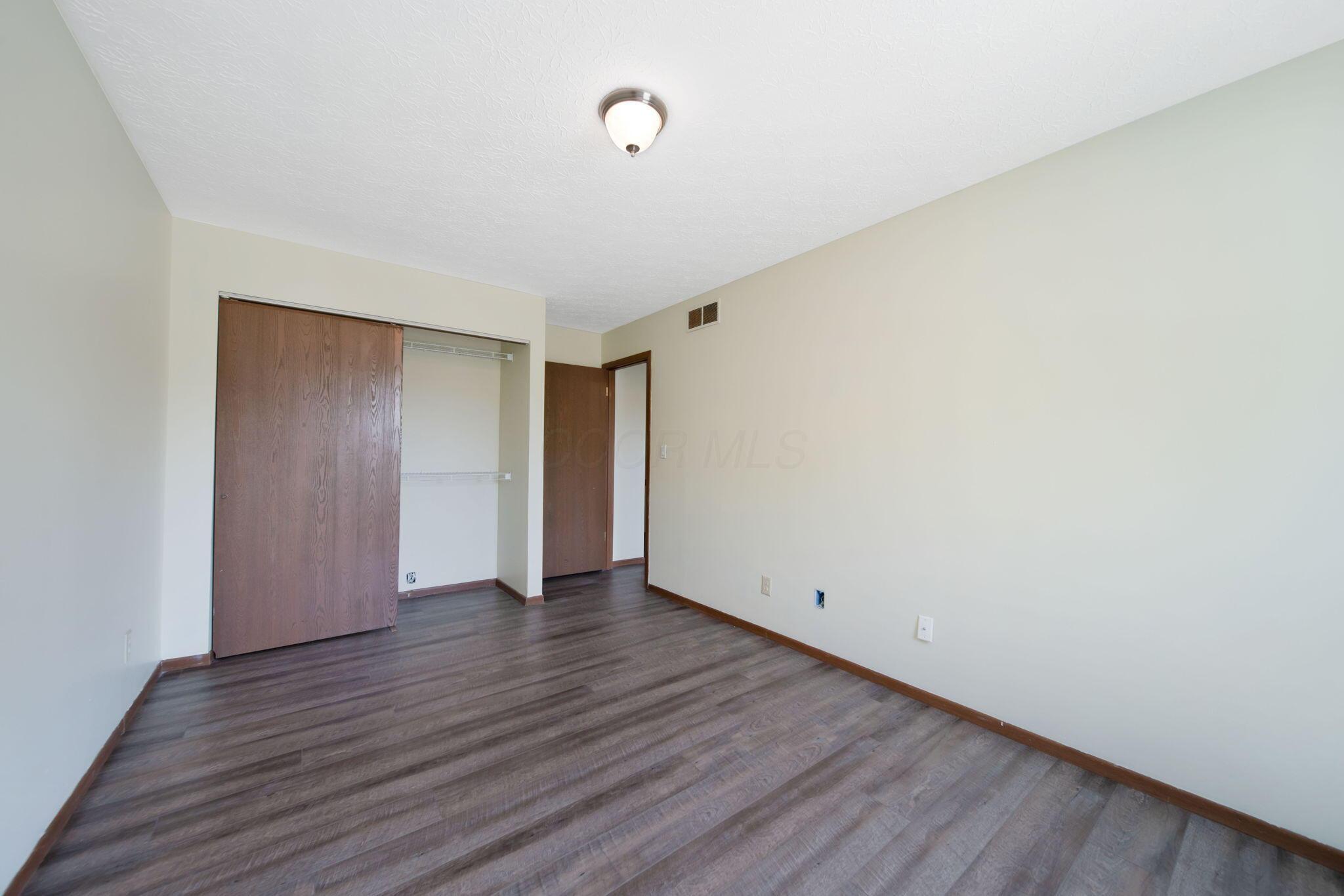 8240 Longhorn Road Powell, OH 43065 - Photo 17 of 30 17