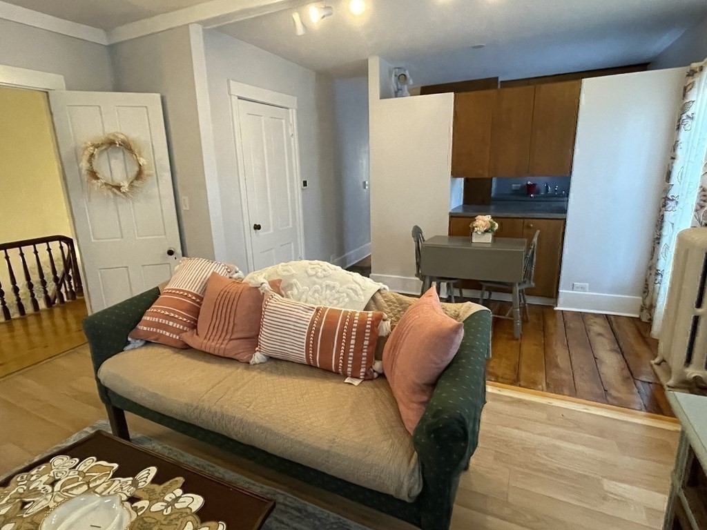 2 Oxford Place Worcester, MA 01609 - Photo 20 of 42