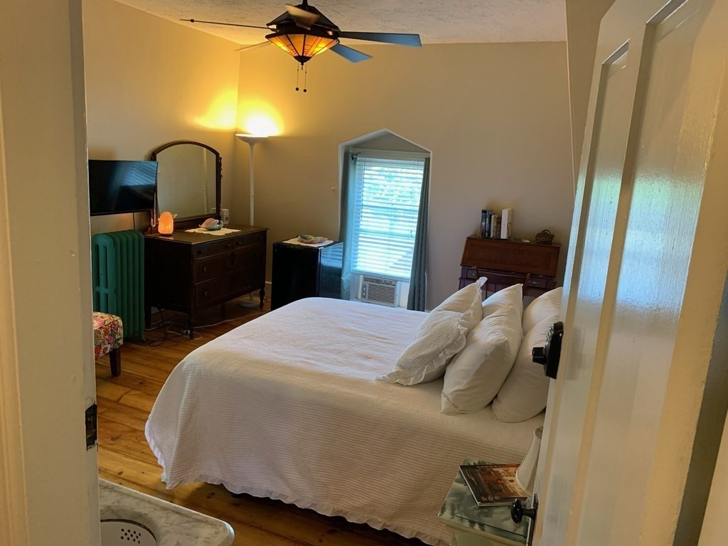 2 Oxford Place Worcester, MA 01609 - Photo 34 of 42