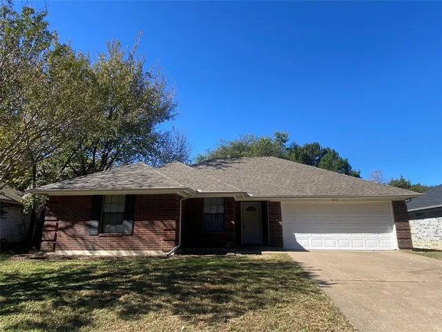 $2,050 | 822 Collins Boulevard, Cedar Hill, TX 75104