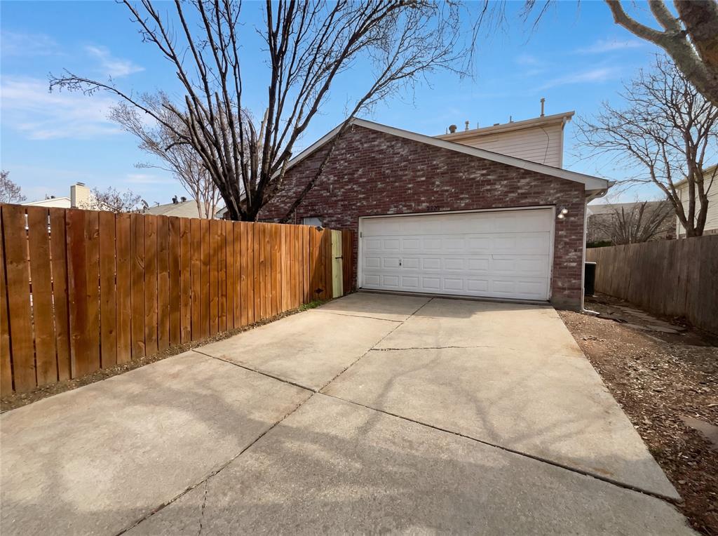 2029 Diamond Ridge Drive Carrollton, TX 75010 - Photo 18 of 20