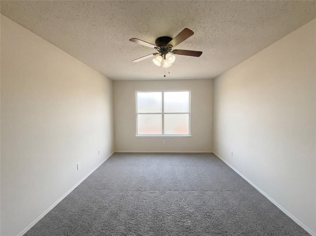 2029 Diamond Ridge Drive Carrollton, TX 75010 - Photo 7 of 20