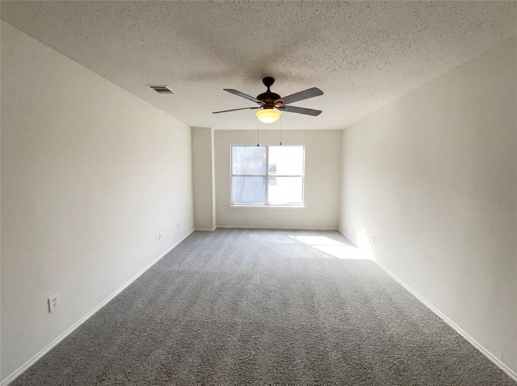 2029 Diamond Ridge Drive Carrollton, TX 75010 - Photo 8 of 20