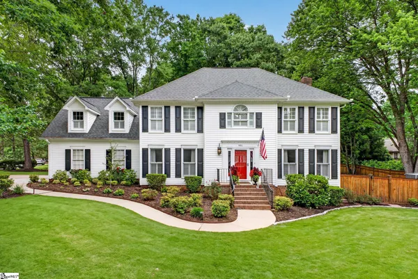 $500,000 | 901 Willow Branch Drive, Simpsonville, SC 29680