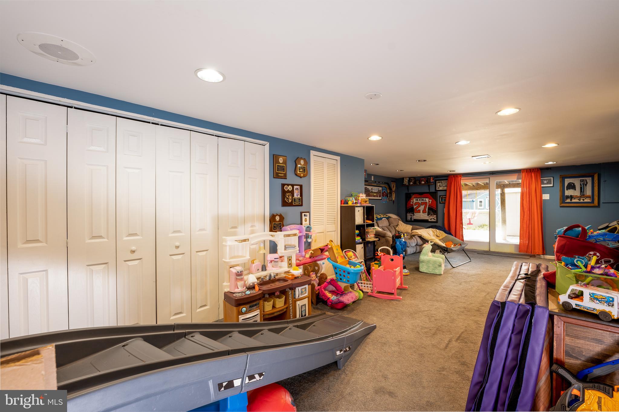 10805 Pedrick Road Philadelphia, PA 19154 - Photo 10 of 12