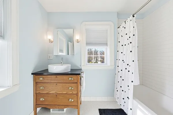 $4,800 | 123 Undisclosed, North Attleboro, MA 02760