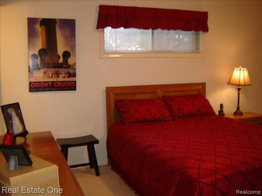32580 Hearthstone Road Farmington, MI 48334 - Photo 12 of 20 MASTER SUITE