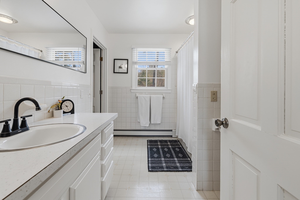 26 Windsor Road Sandwich, MA 02563 - Photo 13 of 42