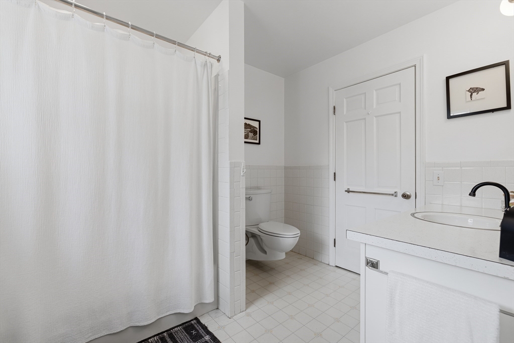 26 Windsor Road Sandwich, MA 02563 - Photo 14 of 42