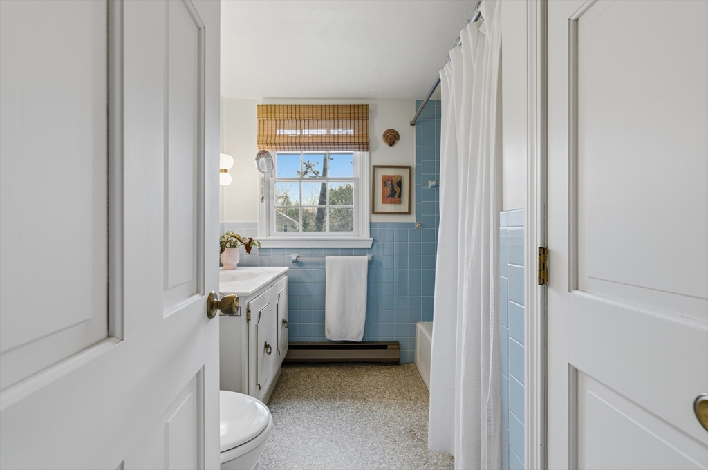 26 Windsor Road Sandwich, MA 02563 - Photo 28 of 42