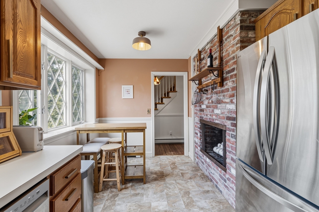 26 Windsor Road Sandwich, MA 02563 - Photo 6 of 42