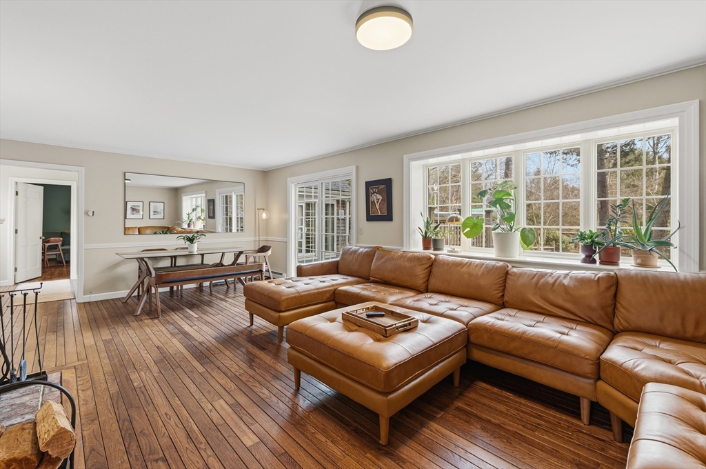 26 Windsor Road Sandwich, MA 02563 - Photo 10 of 42