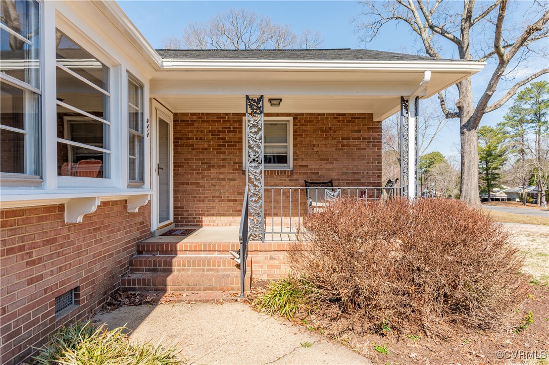 9313 Newhall Road Henrico, VA 23229 - Photo 6 of 39 Gallery Image 6