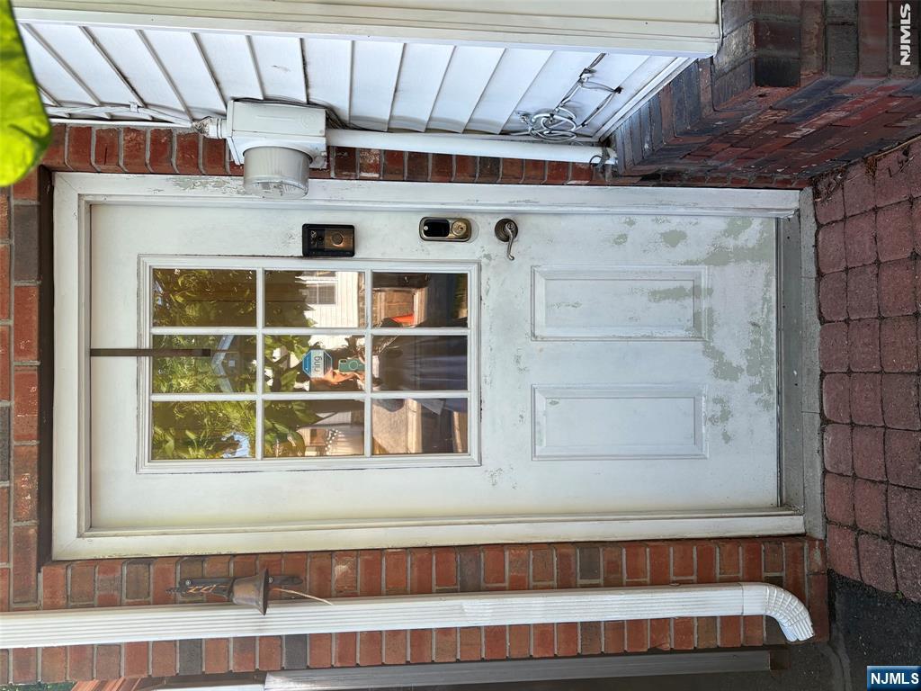 477 Steinway Road Saddle Brook, NJ 07663 - Photo 4 of 6