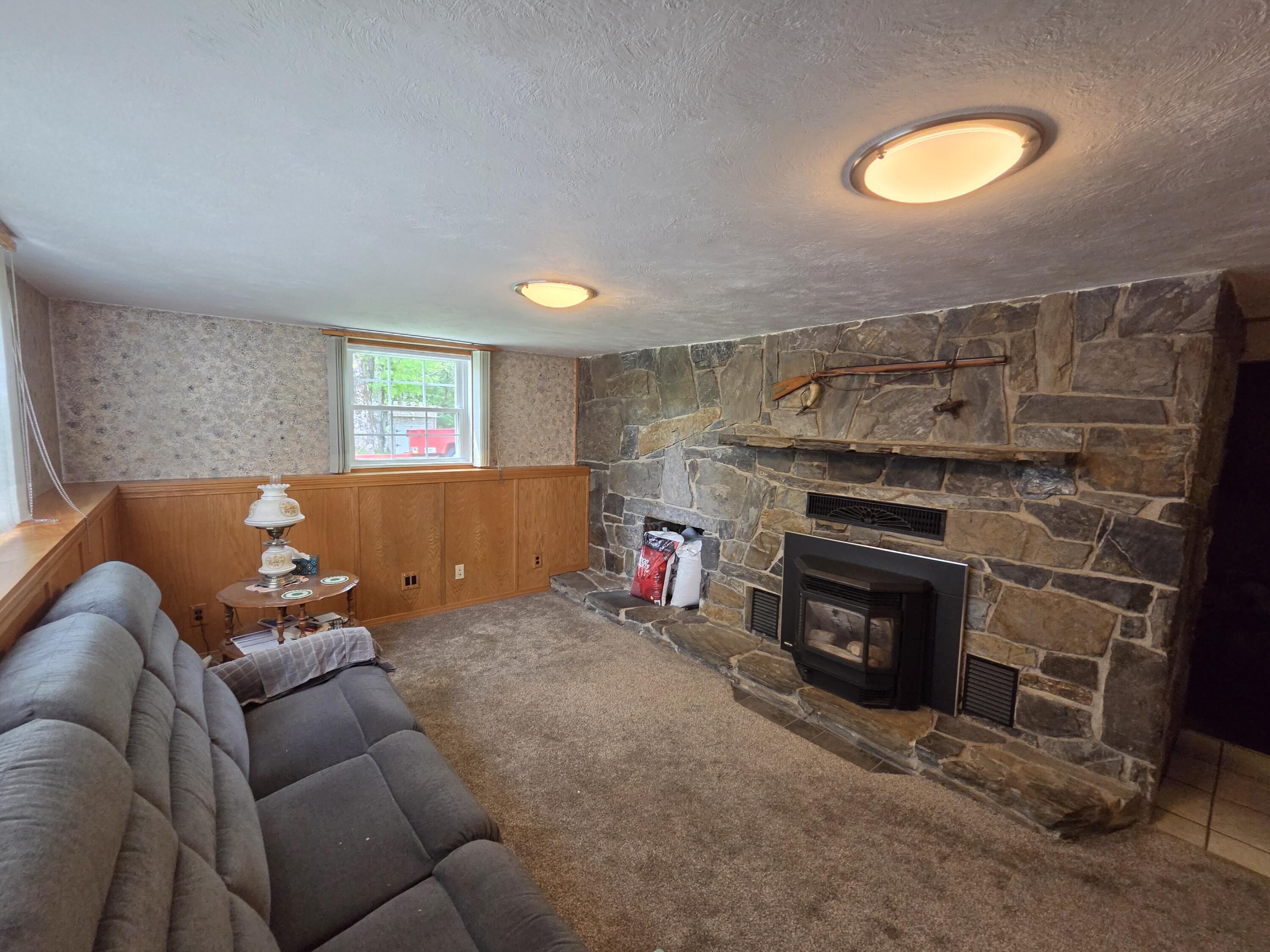 1333 Federal Road Livermore, ME 04253 - Photo 30 of 64 20260602_113832