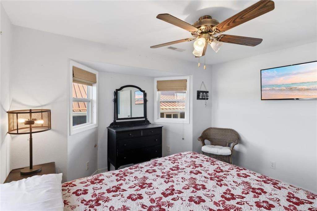 2202 Spring Cove Road Sunrise Beach, MO 65079 - Photo 15 of 43
