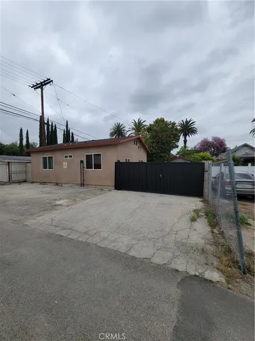 a picture of a house with a yard