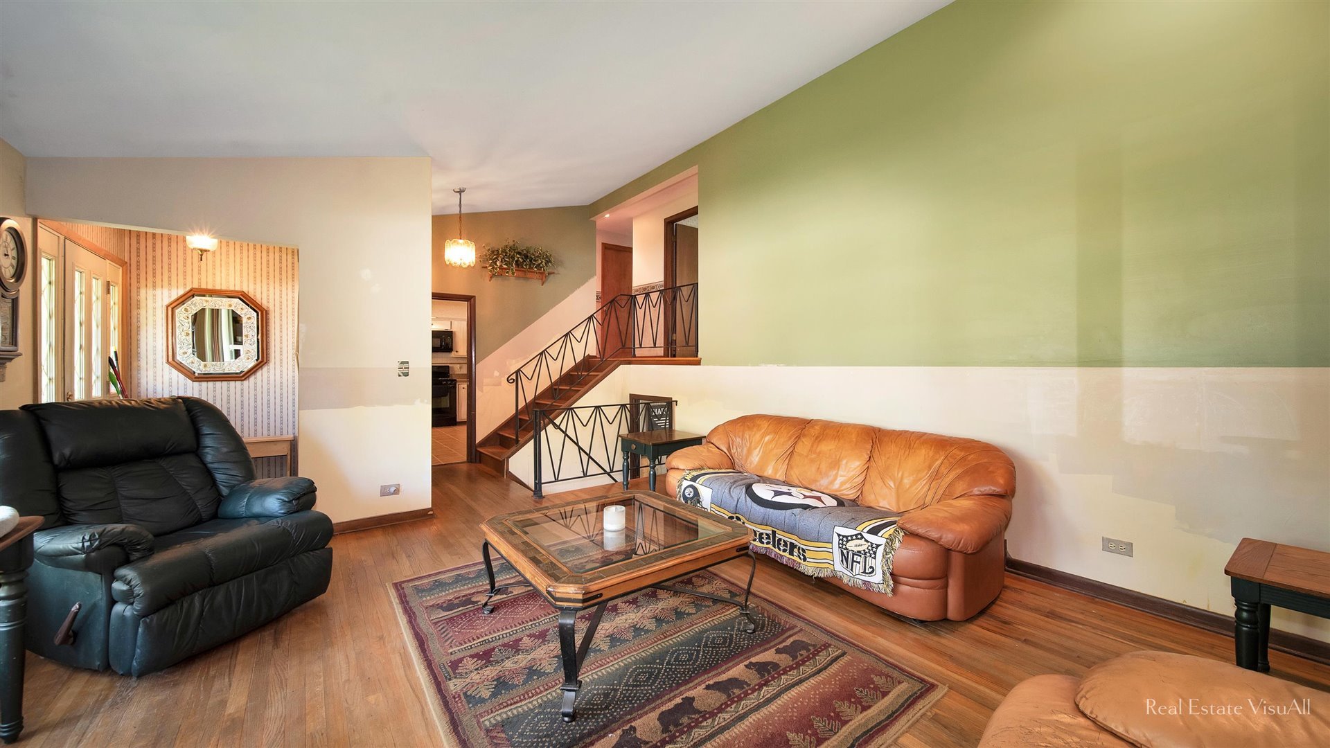 1248 Ridgeway Drive Elgin, IL 60123 - Photo 2 of 16
