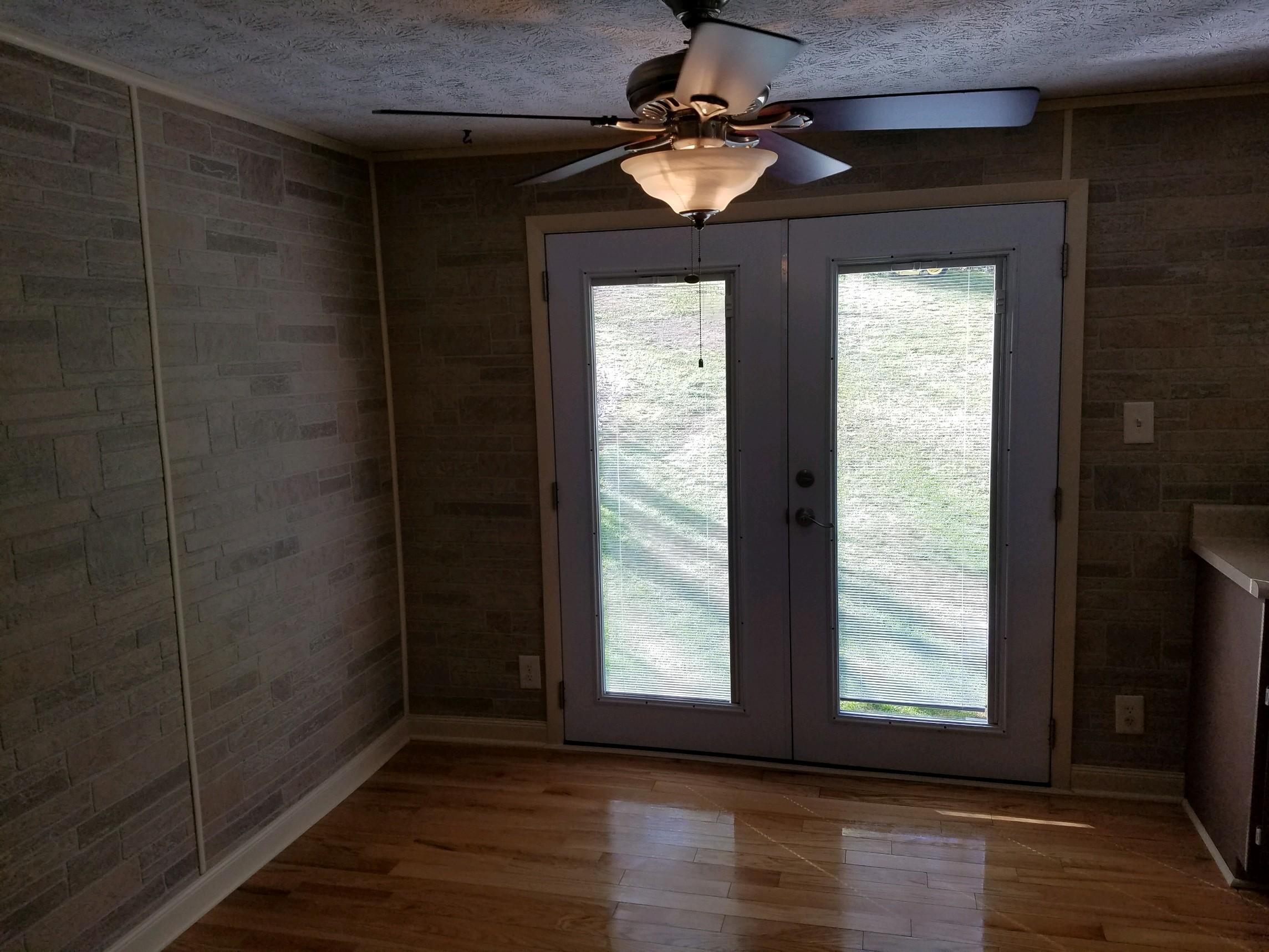 2613 Springwood Road Fincastle, VA 24090 - Photo 4 of 12 13B9563A-8CC9-41E4-BBE9-B64F4DF16AB8