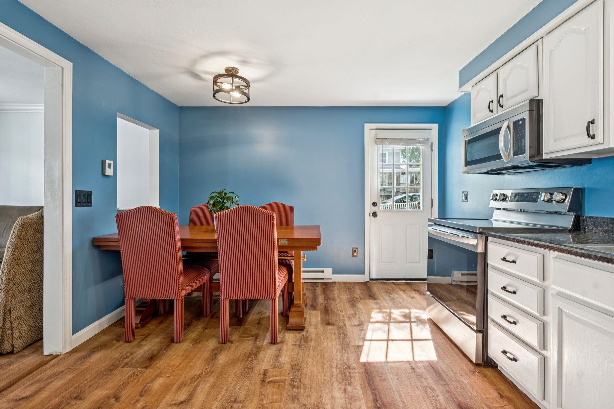 842 Beech Street Manchester, NH 03104 - Photo 6 of 28