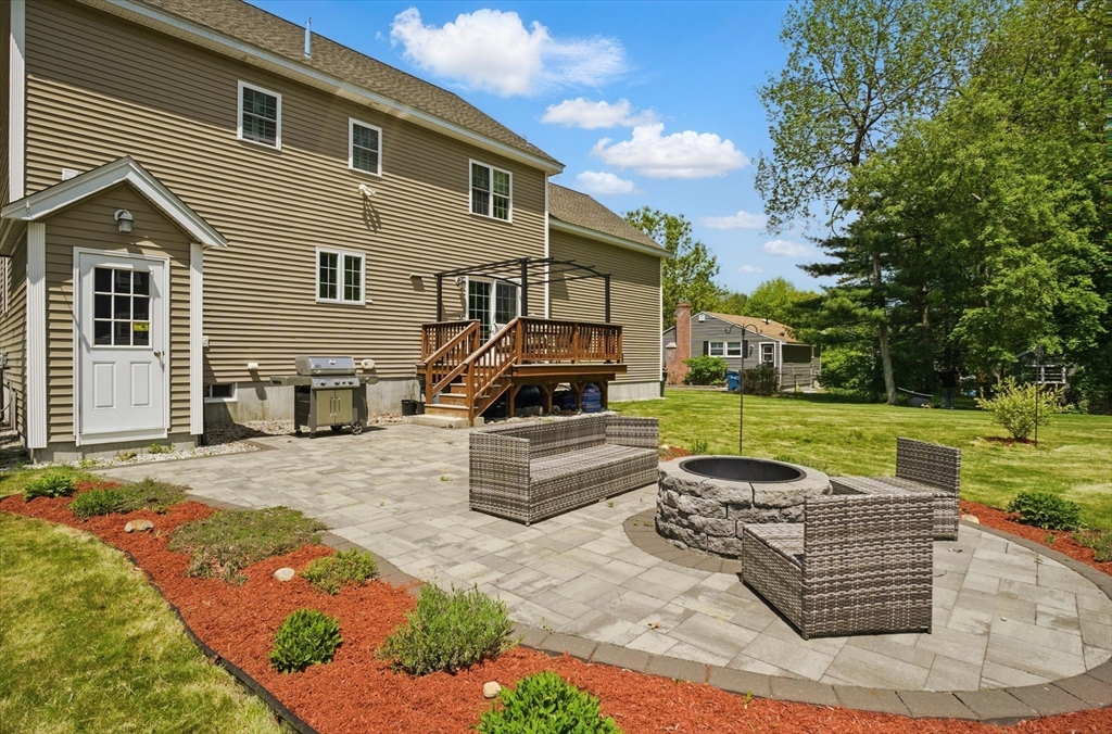 11 Davis Road Tewksbury, MA 01876 - Photo 34 of 41 Gallery Image 34