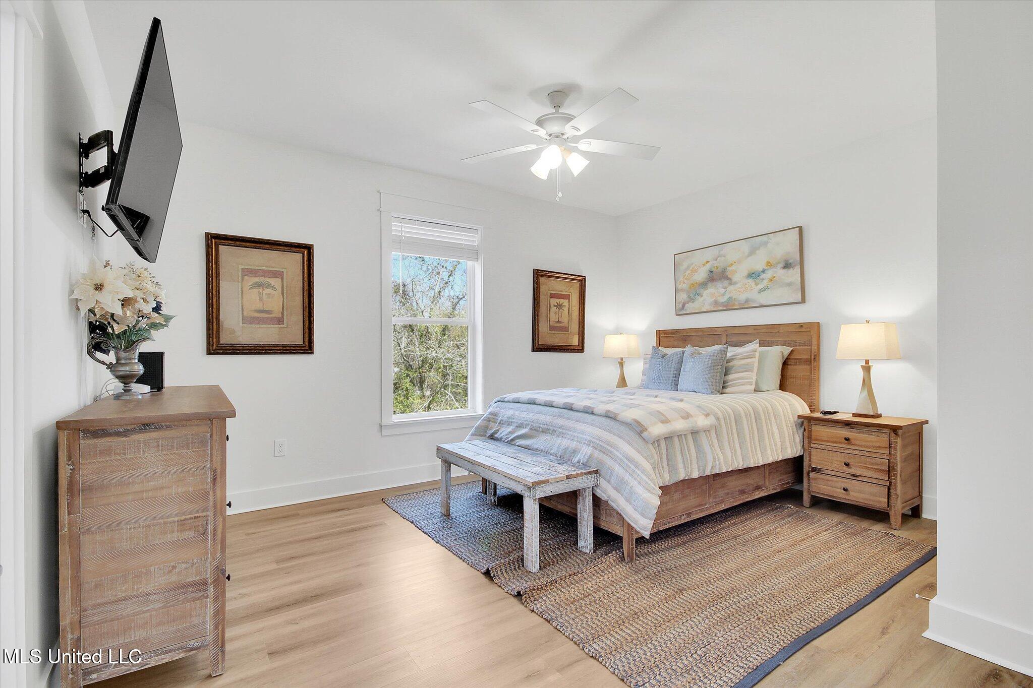 219 Demetz Avenue Pass Christian, MS 39571 - Photo 9 of 12 45-IMG_8495