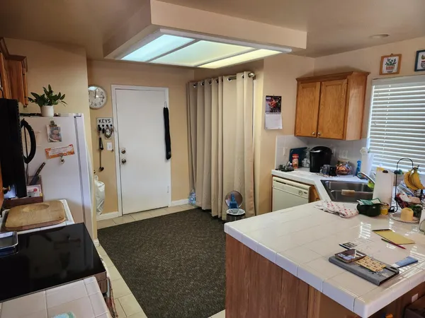 $410,000 | 6182 North Tracy Avenue, Fresno, CA 93722