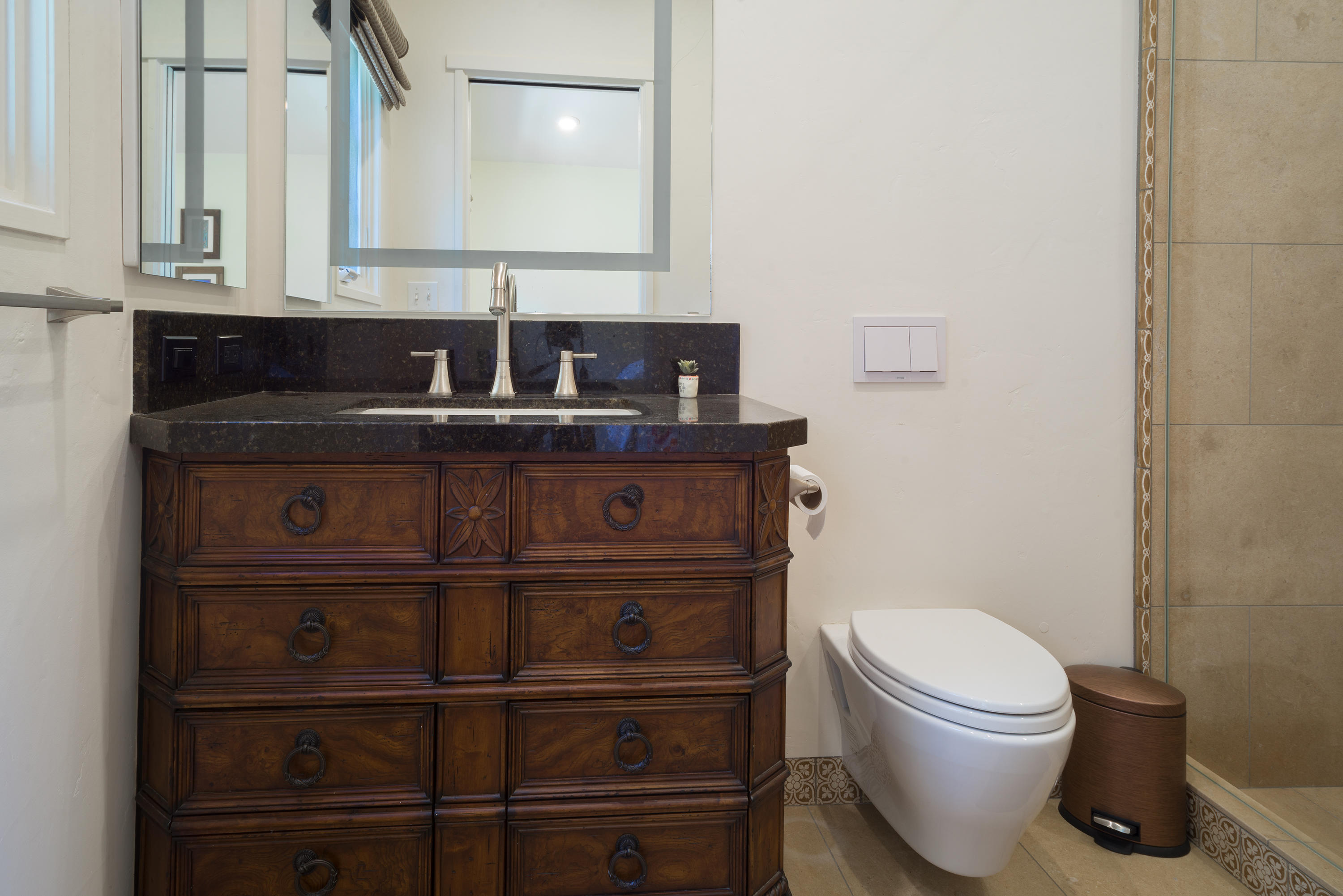 817 Moreno Road Santa Barbara, CA 93103 - Photo 19 of 38 Bath 1 w/ Granite Top Vanity