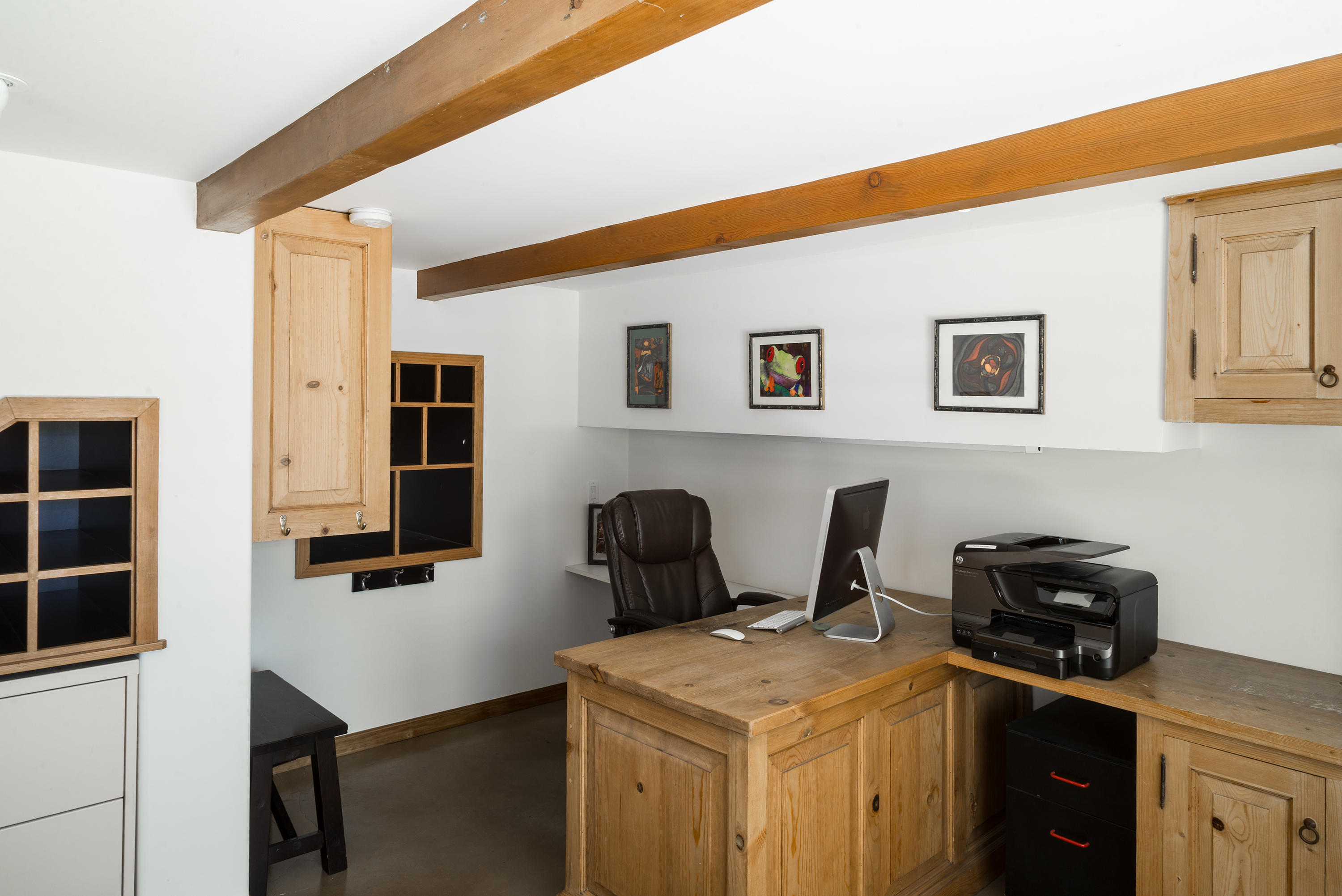 817 Moreno Road Santa Barbara, CA 93103 - Photo 32 of 38 Ground Floor Office w/ Separate Entrance