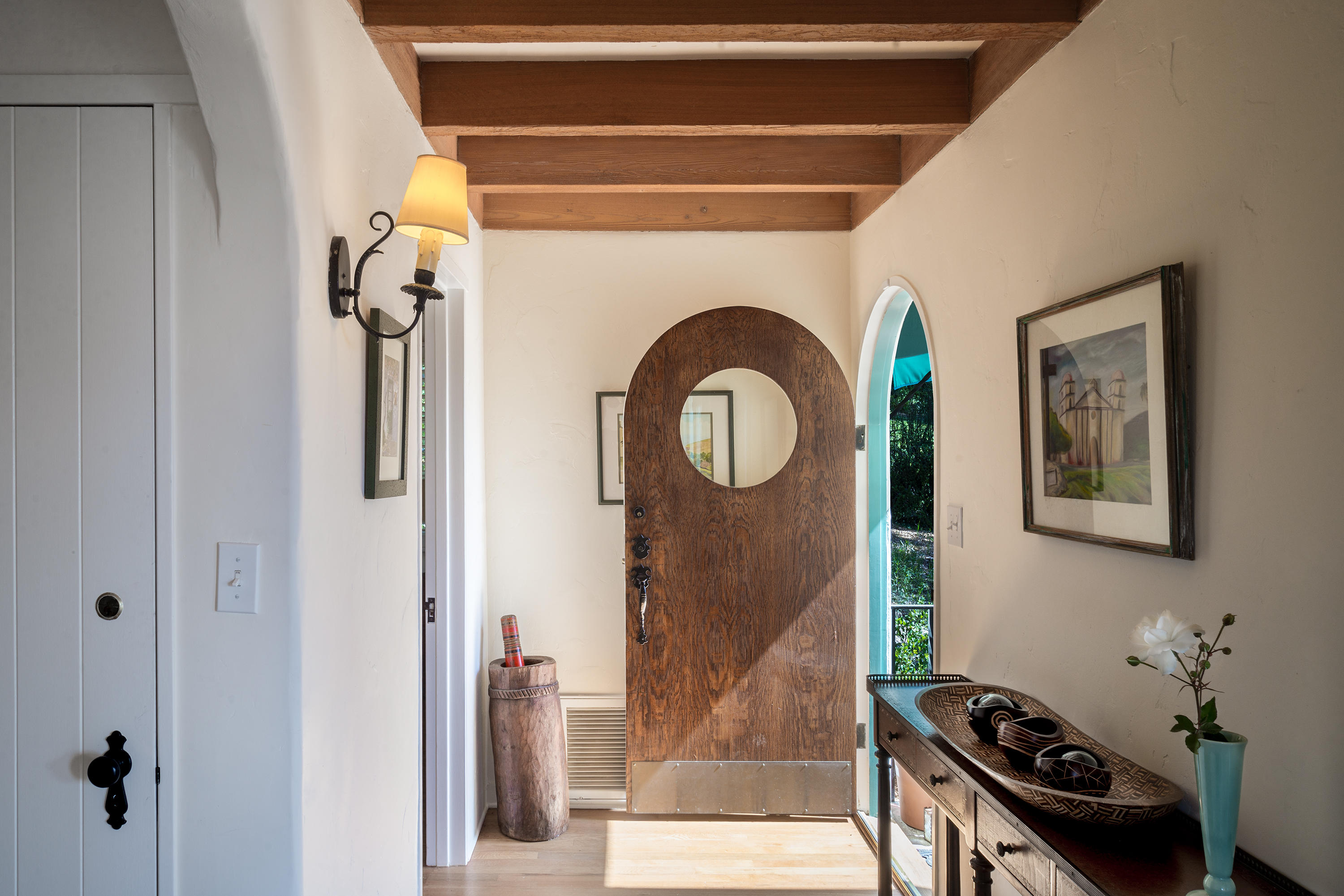 817 Moreno Road Santa Barbara, CA 93103 - Photo 5 of 38 Wood Beam Ceiling Entry