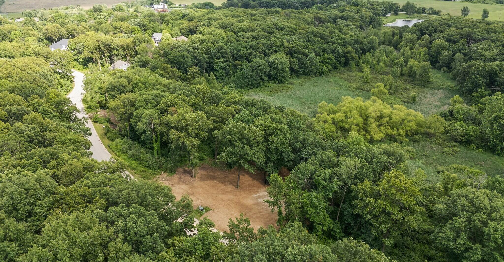 753 Verdano Terrace Crown Point, IN 46307 - Photo 7 of 13 2048x1067