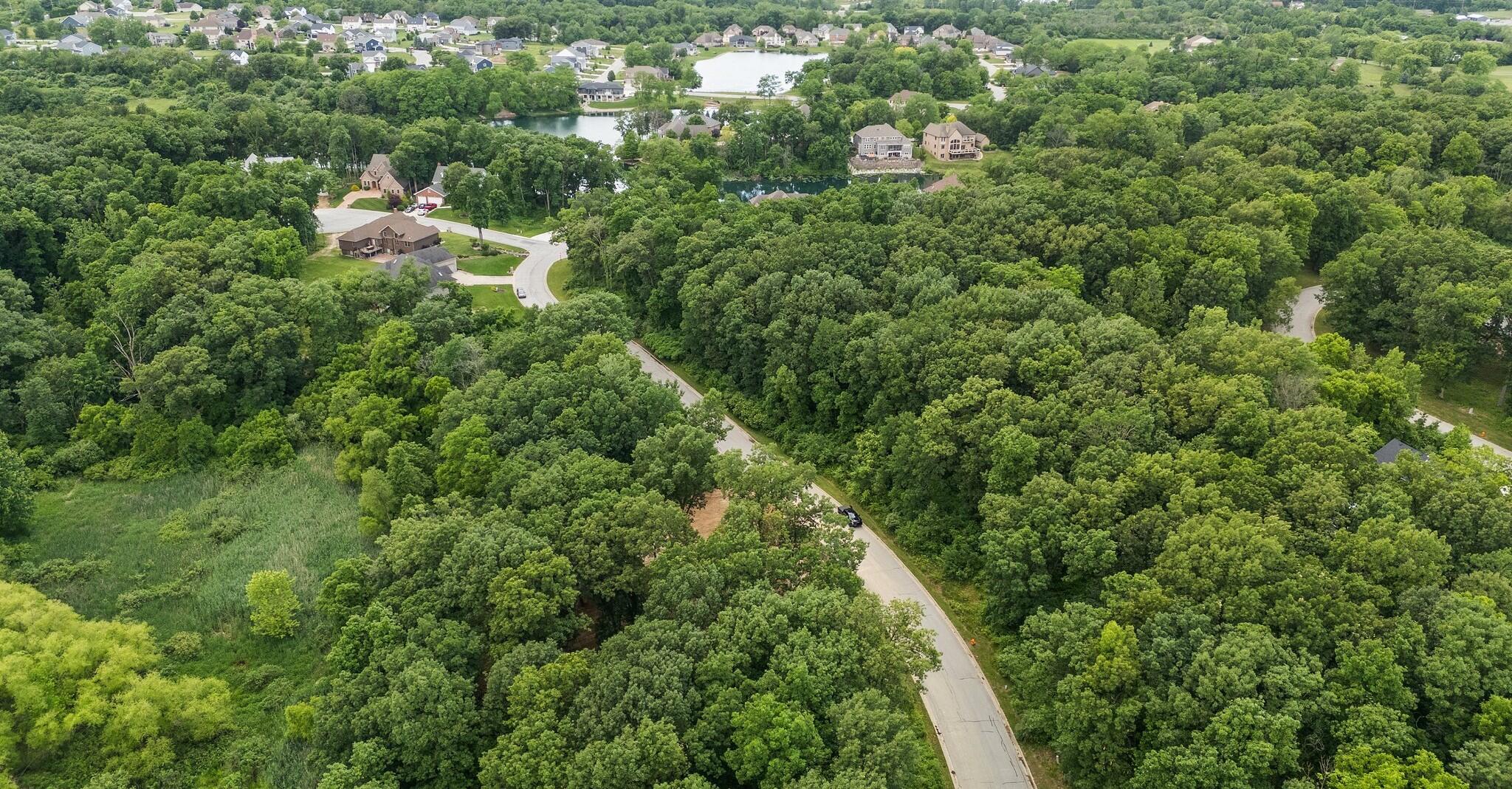 753 Verdano Terrace Crown Point, IN 46307 - Photo 10 of 13 2048x1069