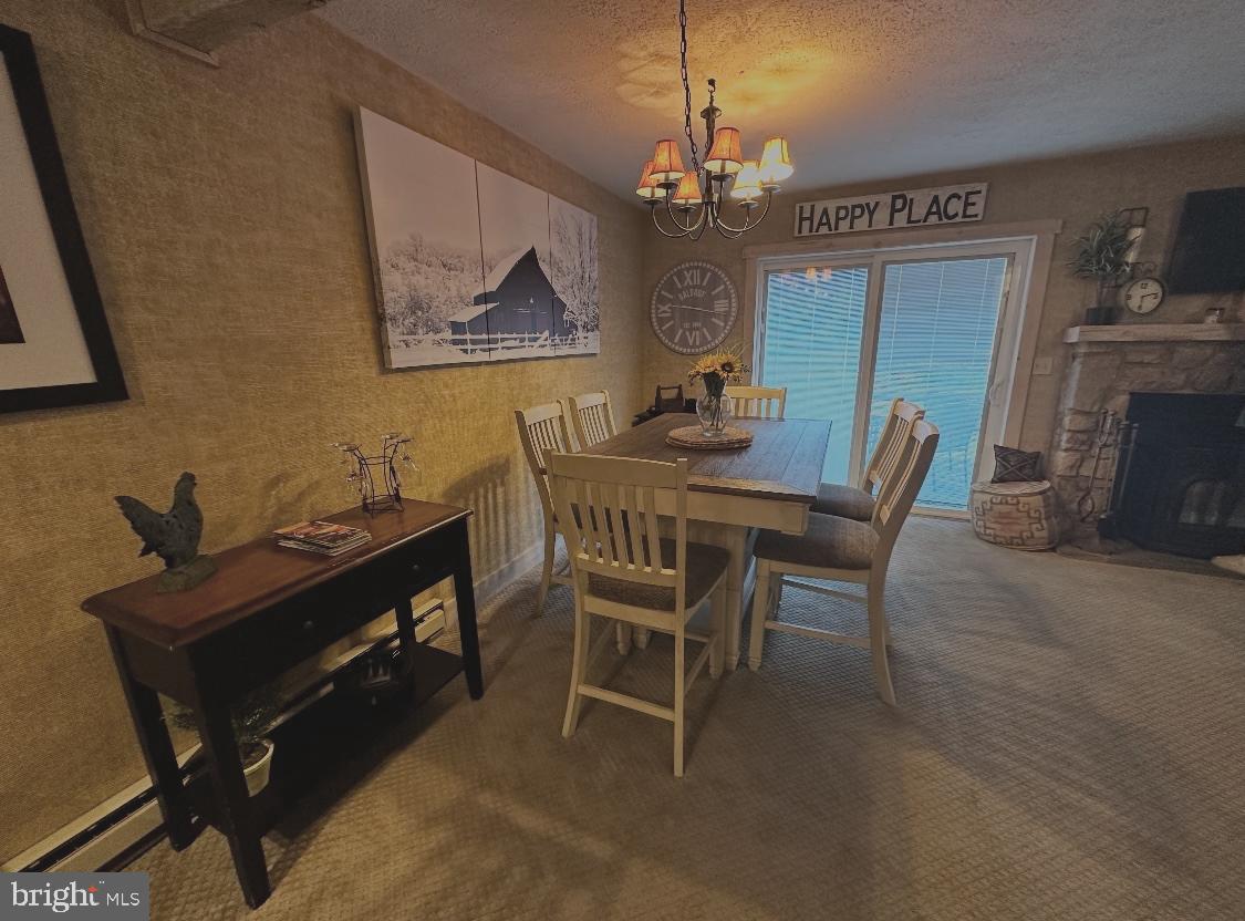 306 Snow Ridge Cir Lake Lake Harmony, PA 18624 - Photo 4 of 12 Large dining area
