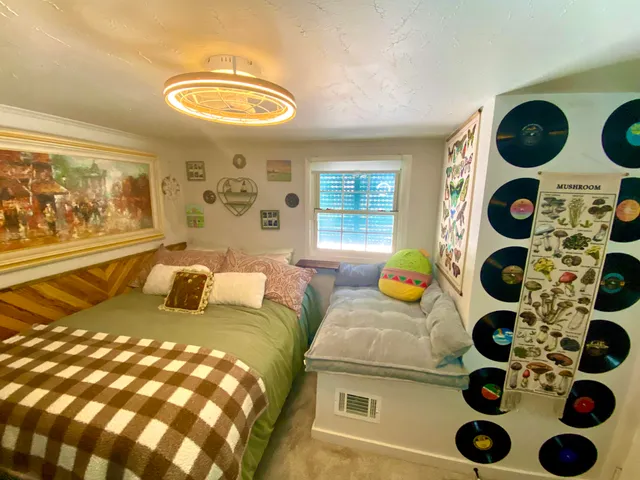 $599,900 | 353 Pine Tree Road, Lake Mary, FL 32746