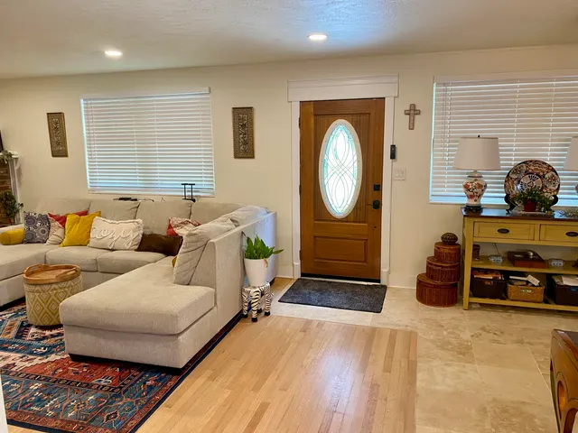 $599,900 | 353 Pine Tree Road, Lake Mary, FL 32746