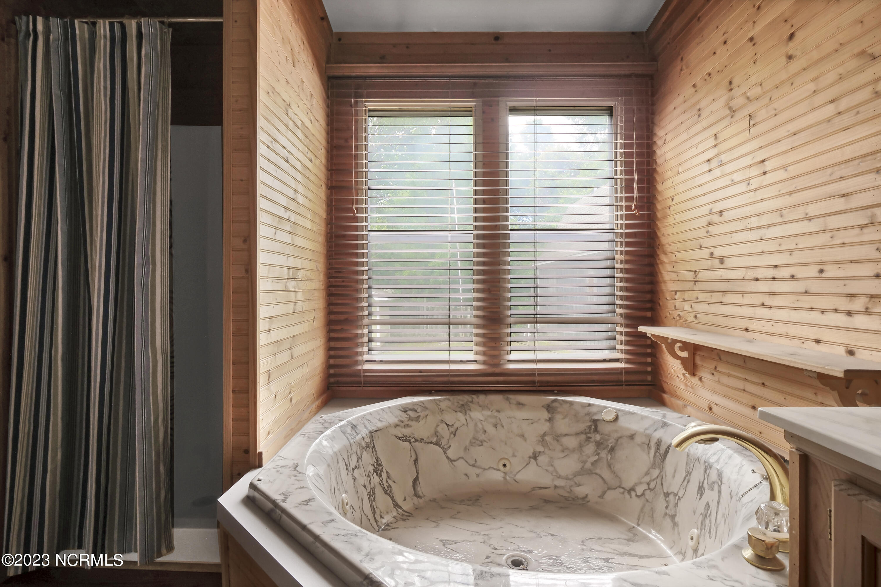 2645 Scotts Hill Loop Road Wilmington, NC 28411 - Photo 15 of 28 Jetted tub