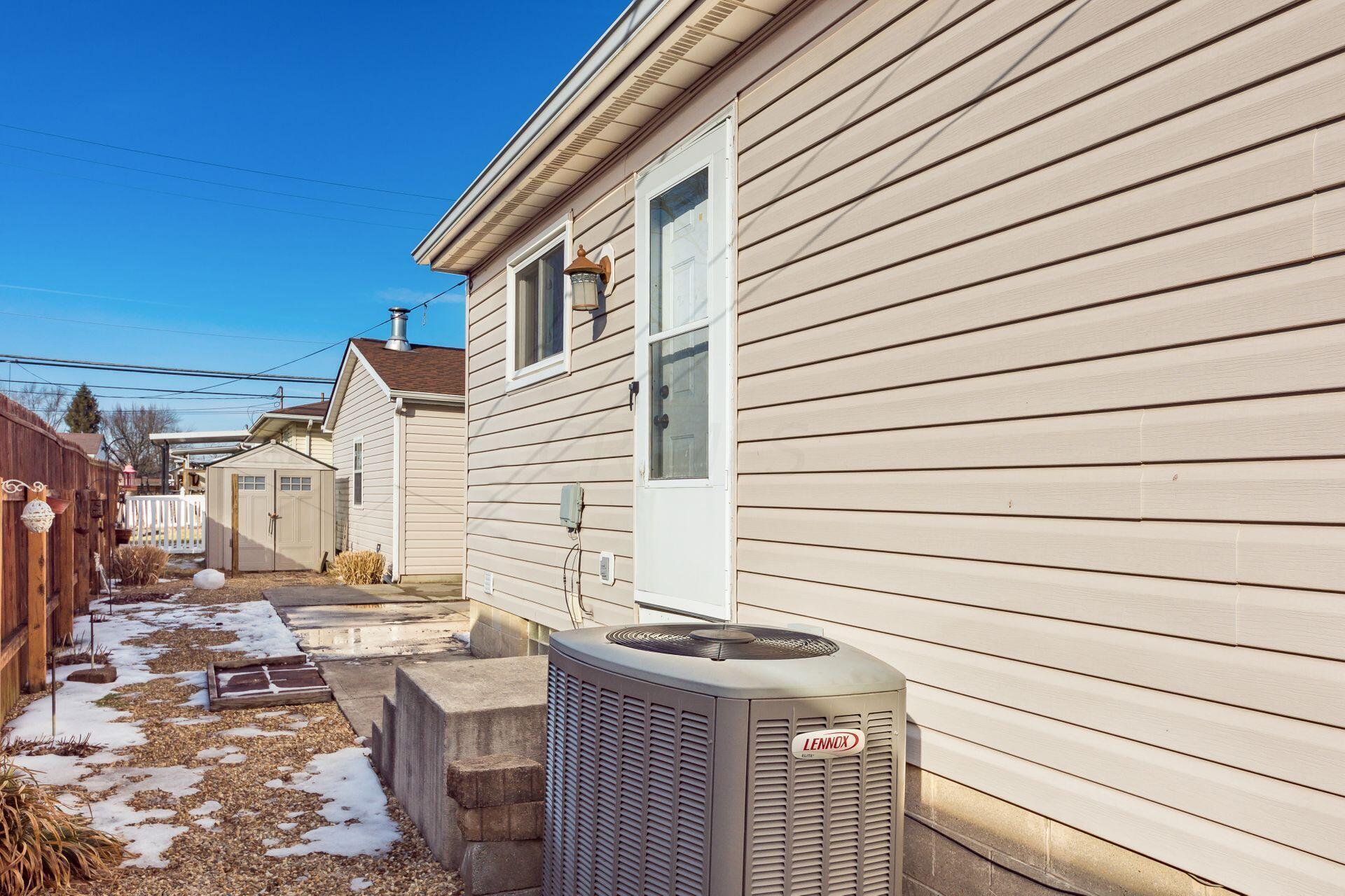 3941 Frazier Road East Columbus, OH 43207 - Photo 42 of 46 042_ee768_M 3941 Frazier089-2