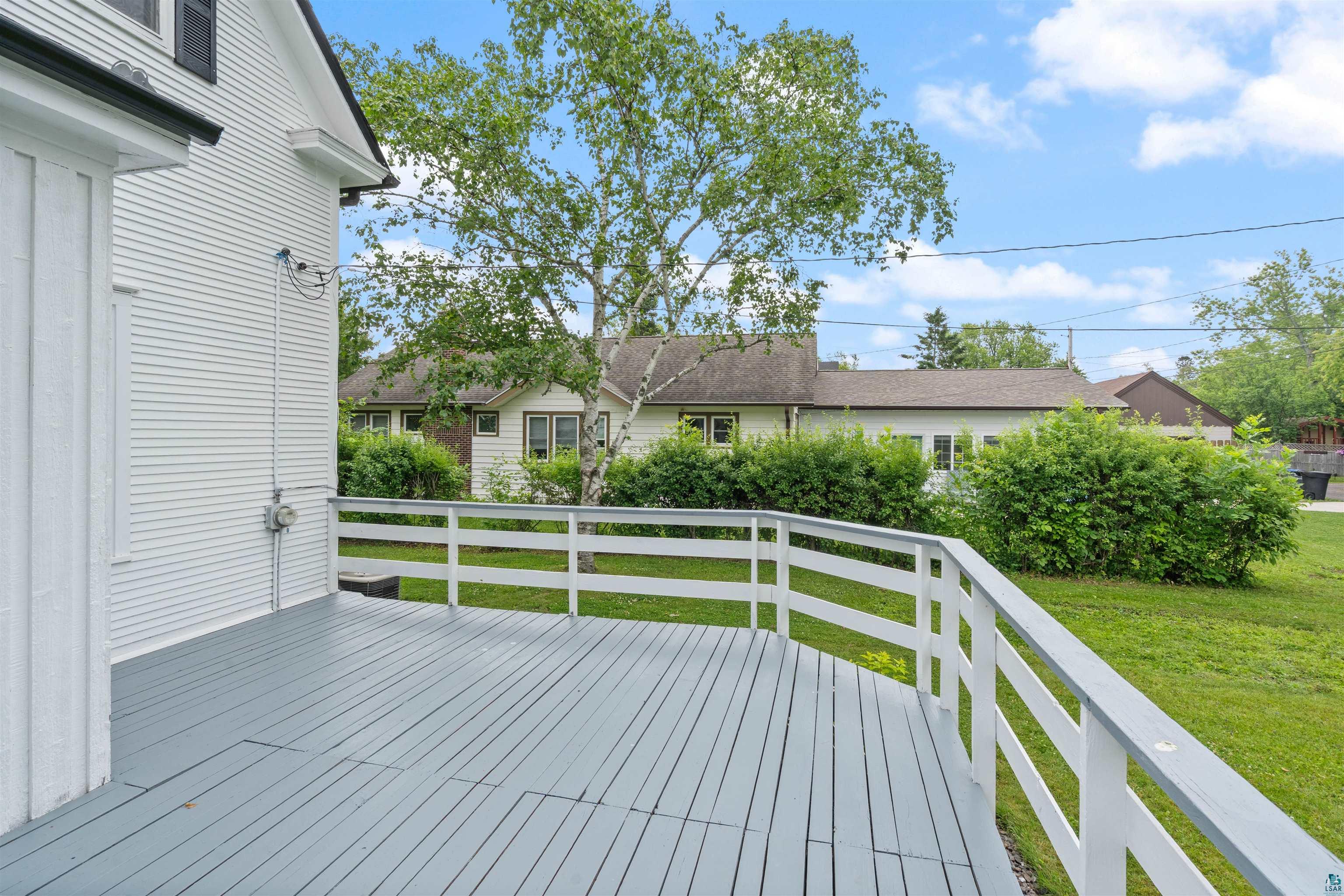 706 East 7th Street Superior, WI 54880 - Photo 6 of 33
