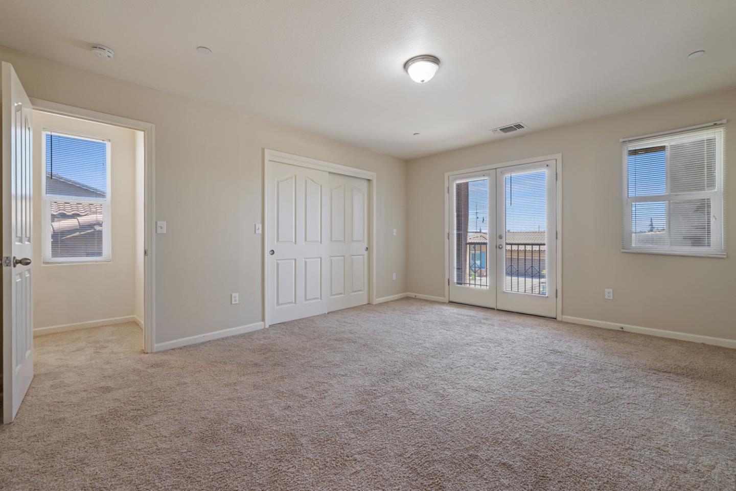 4355 Strathmore Place Merced, CA 95348 - Photo 21 of 40 Gallery Image 21