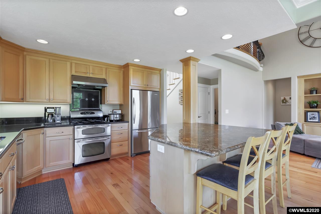 3565 Rhododendron Lane Southeast Salem, OR 97317 - Photo 11 of 31