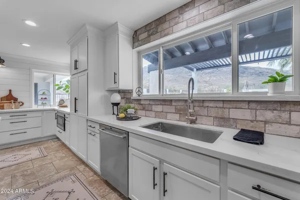 $1,479,000 | 2449 West Sunrise Drive, Phoenix, AZ 85041