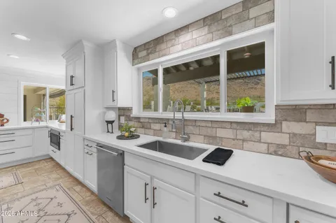 $1,479,000 | 2449 West Sunrise Drive, Phoenix, AZ 85041