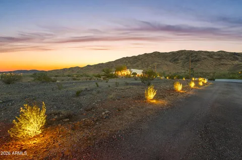 $1,479,000 | 2449 West Sunrise Drive, Phoenix, AZ 85041