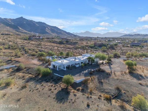 $1,479,000 | 2449 West Sunrise Drive, Phoenix, AZ 85041