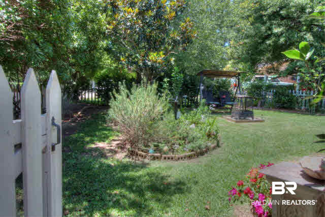 575 Morphy Avenue Fairhope, AL 36532 - Photo 14 of 24