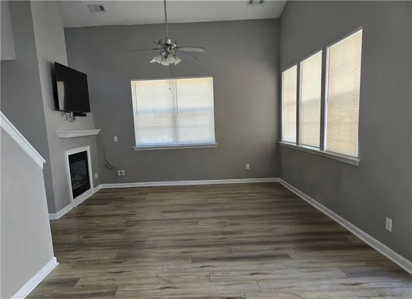 $1,895 | 231 Windcroft Lane Northwest, Acworth, GA 30101