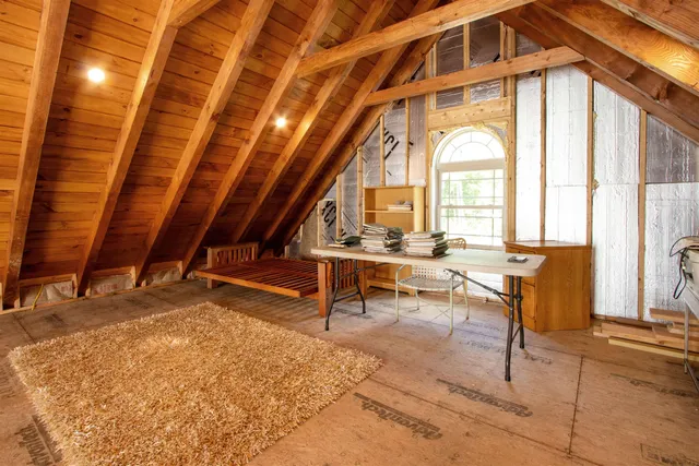 $699,000 | 113 Renfrew Lane, Concord, VT 05858